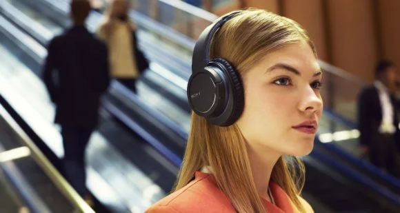SONY MDR-ZX770BN