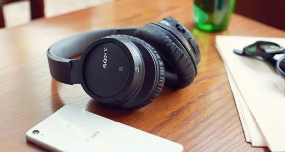 SONY MDR-ZX770BT