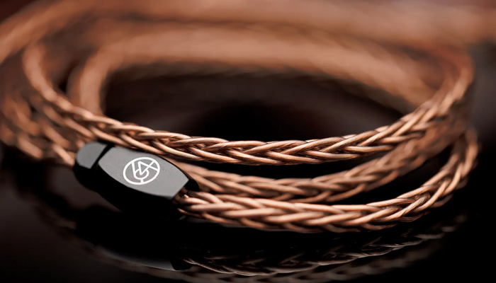 Медный кабель из 8 проводников