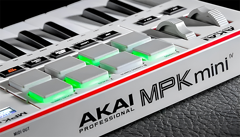 AKAI PRO MPK Mini 4