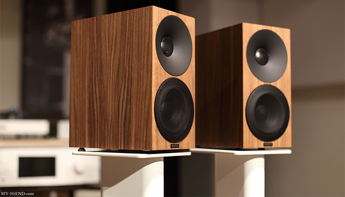 Amphion Helium410