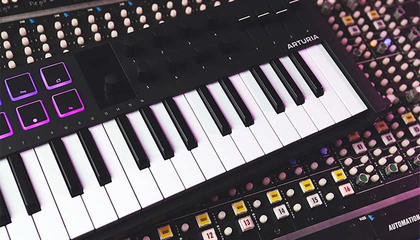 Arturia MiniLAB 37 midi контроллер