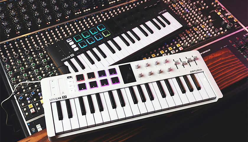 Arturia MiniLAB 37 midi контроллер