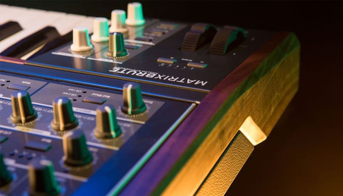 Arturia MatrixBrute