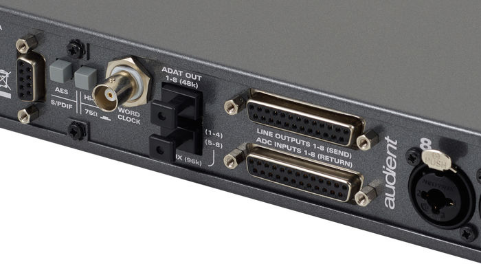 надежная цельнометаллическая конструкция