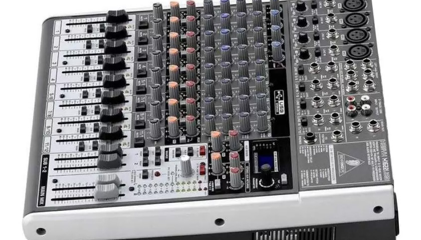 Микрофонные каналы с предусилителями XENYX