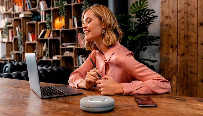 Beyerdynamic SPACE - спикерфон.