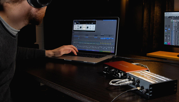 Поддержка фантомного питания 48 В