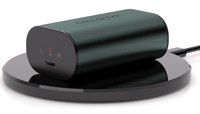 Отмеченная наградами технология Super X-Fi Headphone Holography