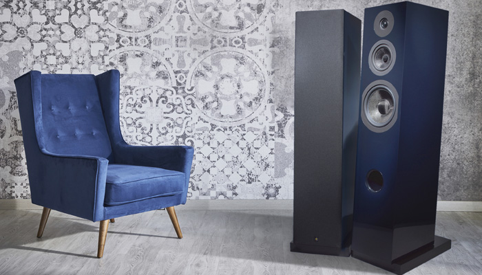 Davis Acoustics Courbet 8