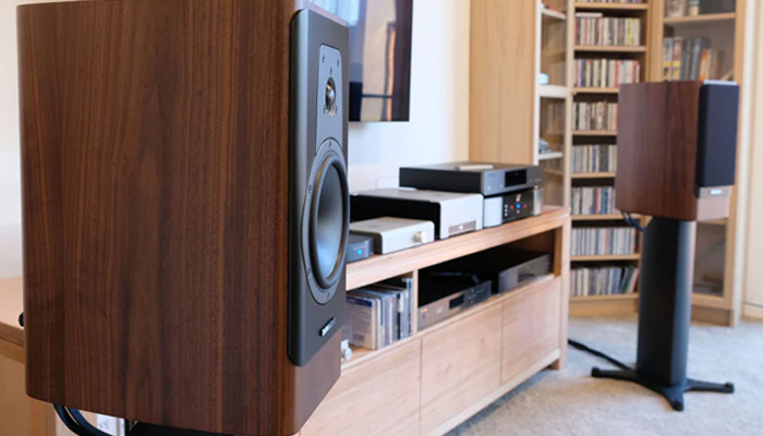 Dynaudio Contour 20i