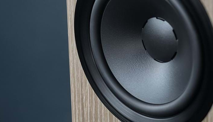 По два усилителя на одну колонку