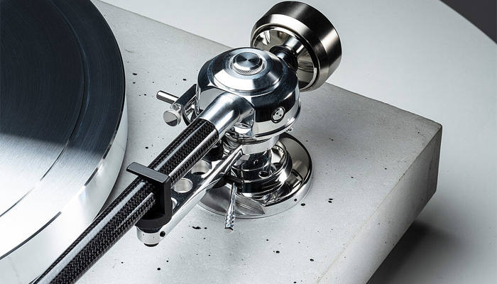 S-образный тонарм C-Note