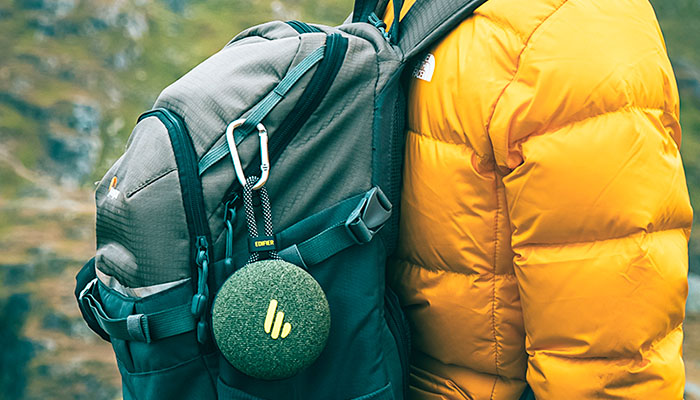 Edifier MP100 Plus — портативная Bluetooth-колонка.