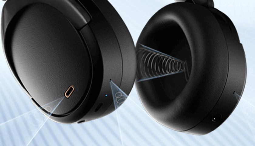 Четыре микрофона для подавления шума окружающей среды