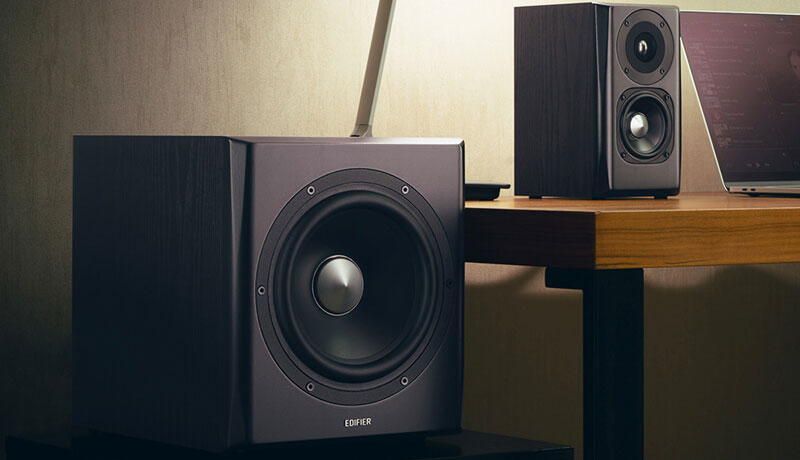 Мощный сабвуфер с частотой от 40 Гц