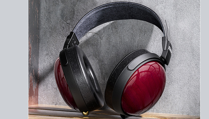 Трехосный поворотный механизм