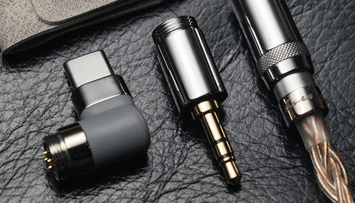 Переходник со встроенным цифро-аналоговым преобразованием