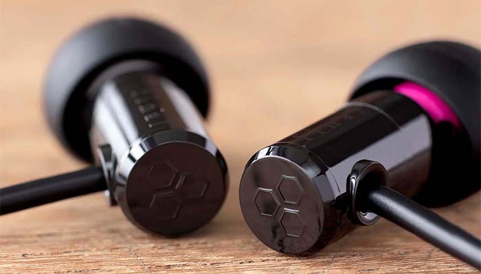 Final Audio E500
