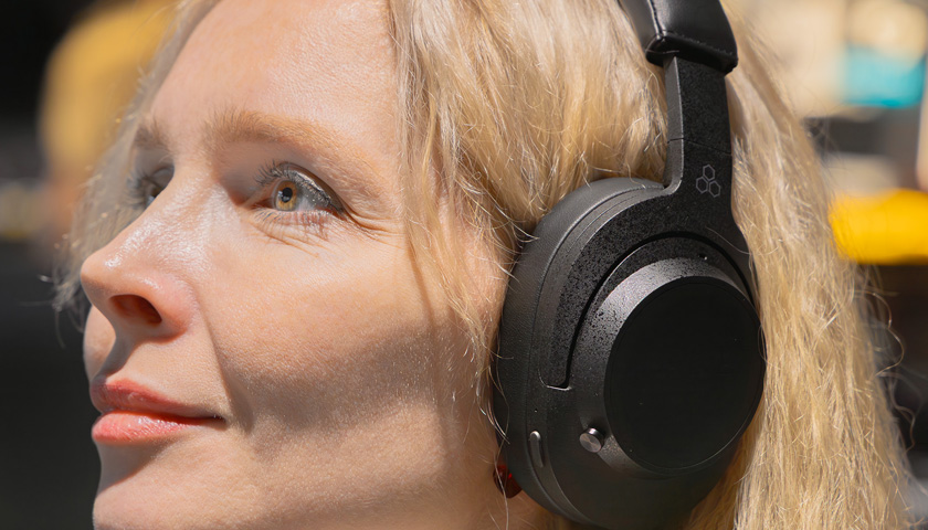 Гибридное шумоподавление обеспечивает непрерывное удовольствие от прослушивания