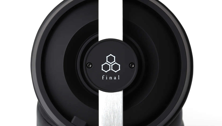 Амбушюры из пены с эффектом памяти обеспечивают удобную посадку