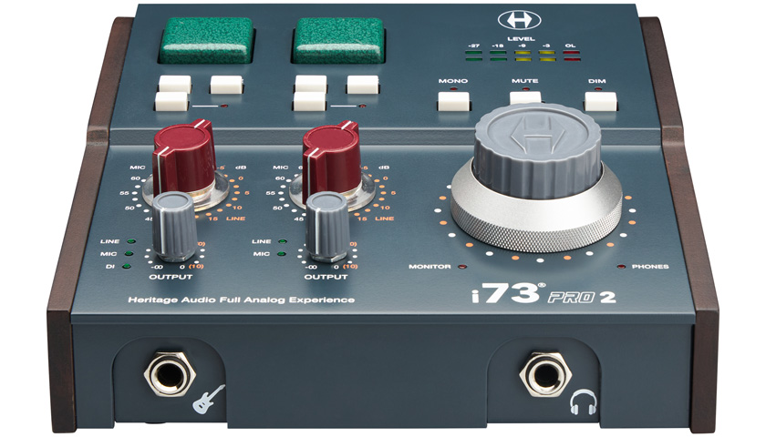 Два предусилителя в стиле Heritage Audio 73