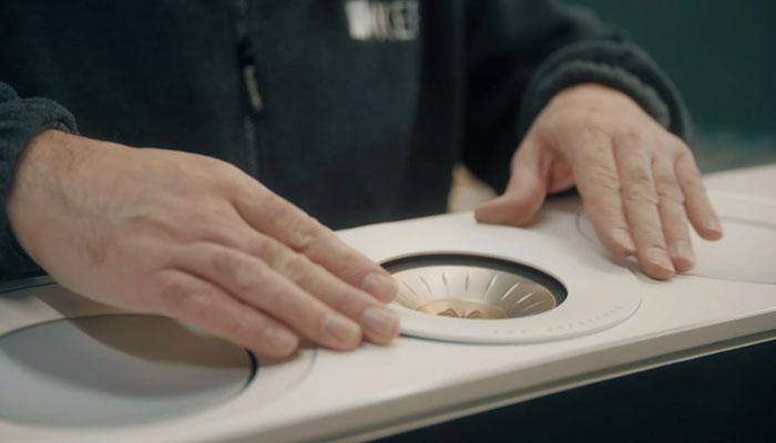 Разработано, спроектировано и изготовлено вручную в Великобритании