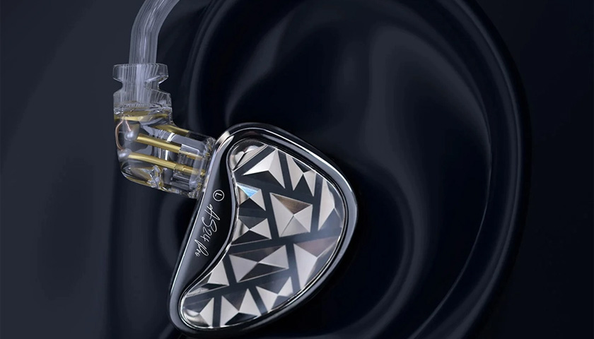 Роскошный эргономичный дизайн - идеальное сочетание смолы и металла