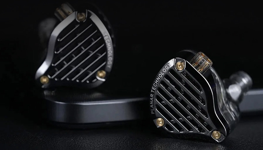 Чувствительность и акустические характеристики лидируют среди аналогичных продуктов