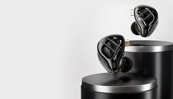 KZ ZAR without Mic Black — внутриканальные гибридные наушники.