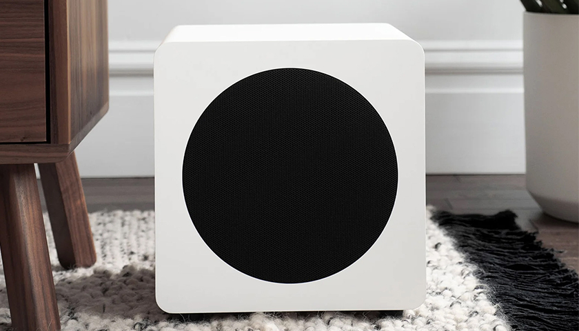 Kanto Sub8 сабвуфер