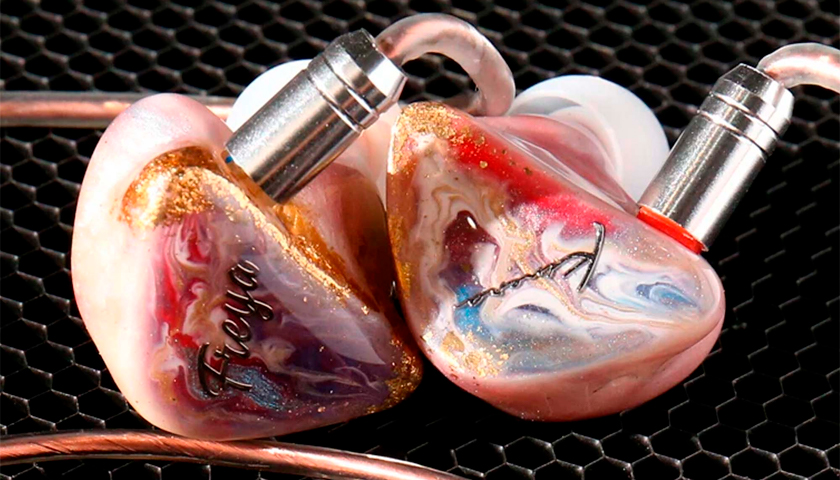 Kinera Freya Pink Crowned