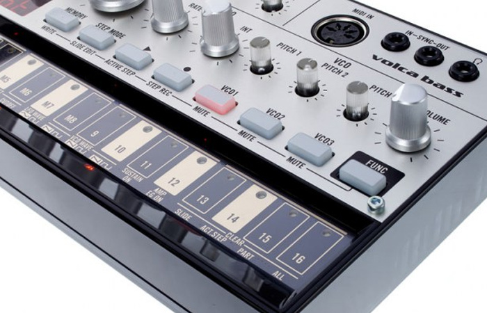 Korg volca bass