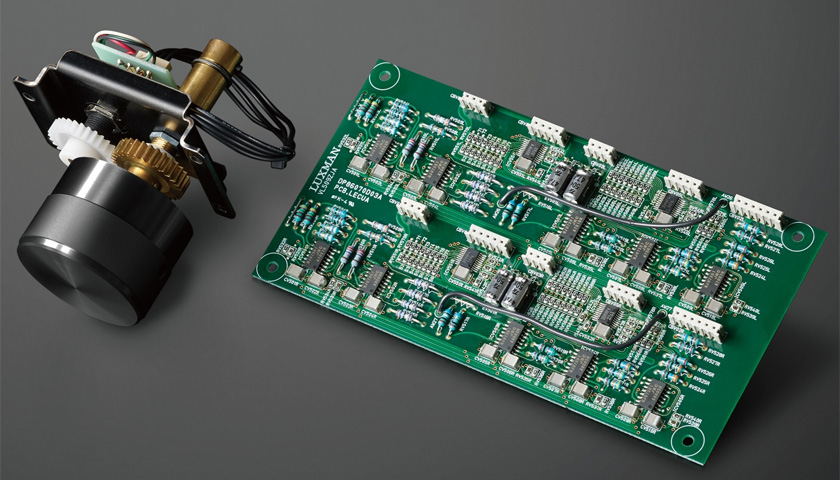 Источник питания большой емкости