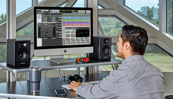 В комплекте ПО