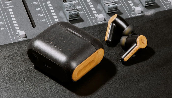 Беспроводная зарядка и долгий срок работы