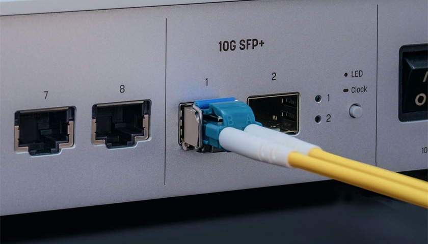 2 входных порта 10 Гбит