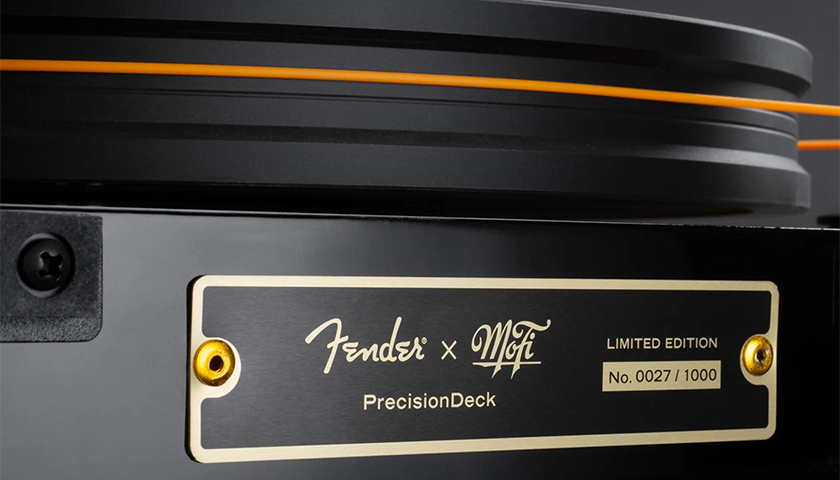 MoFi Fender Precision Deck проигрыватель