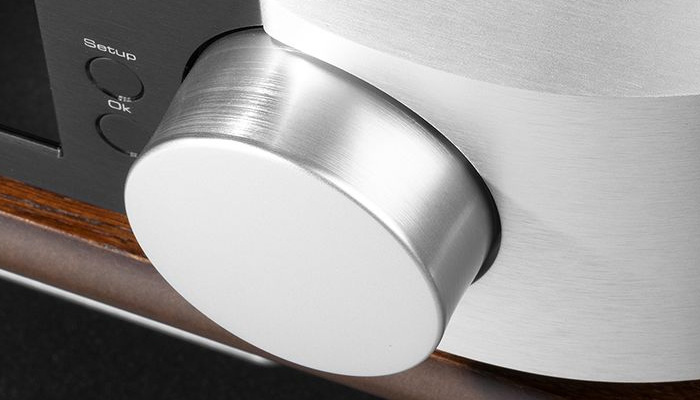 Moon by Simaudio 791