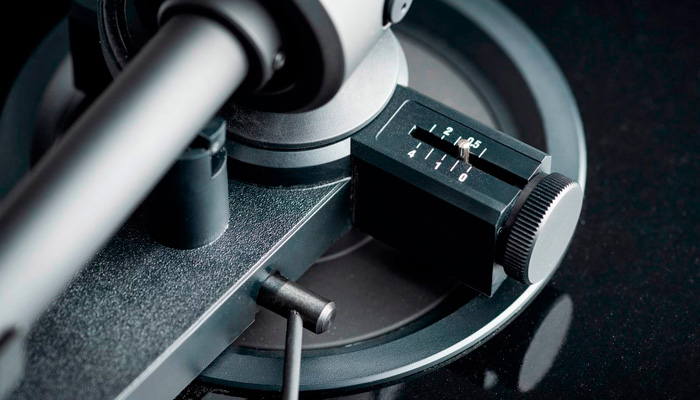 Music Hall MMF Mark1 piano black