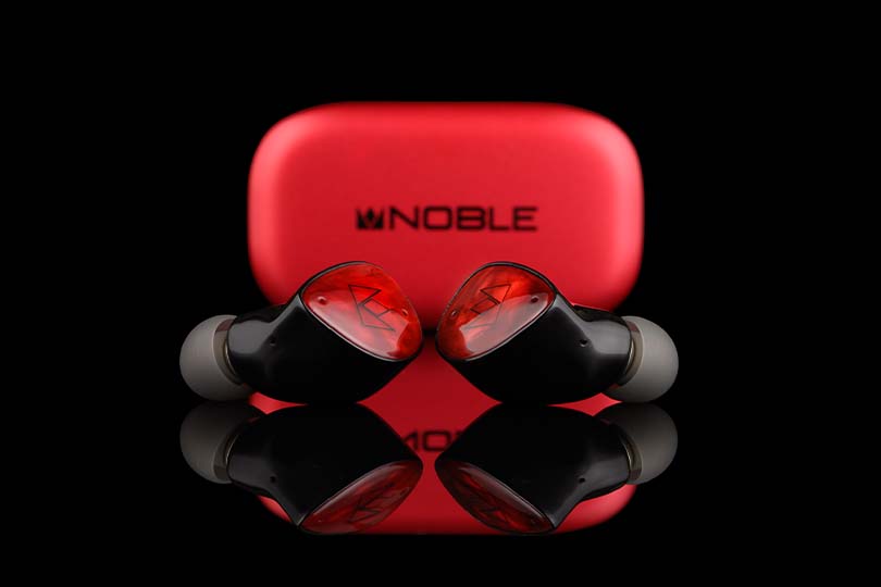 Noble Audio FoKus Amadeus Black Red
