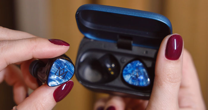 Простое подключение, автоматическое сопряжение