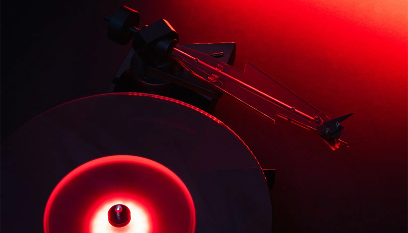 Pro-Ject ART AC DC проигрывытель