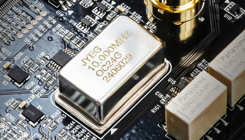 Высокоточный тактовый генератор OCXO