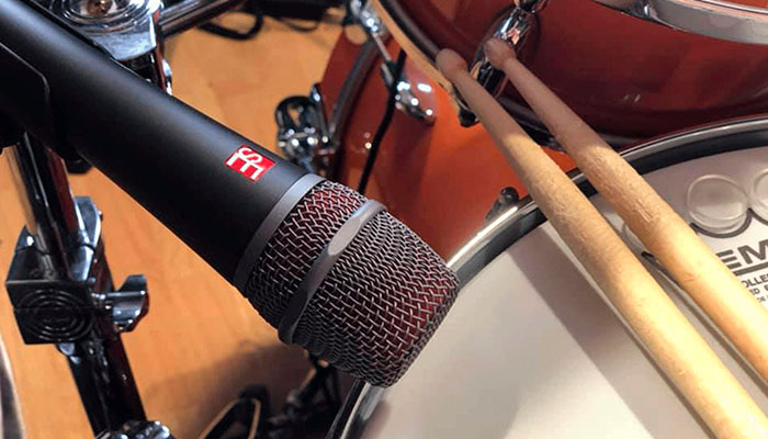 SE Electronics V7 X — динамический микрофон.