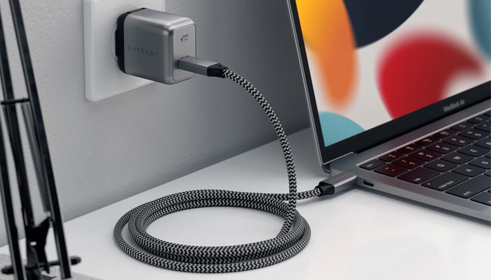 Подача питания мощностью до 100 Вт