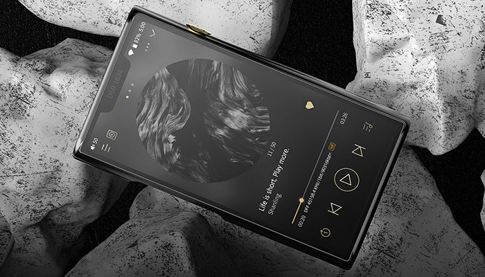 Shanling M9 Plus — портативный цифровой плеер.
