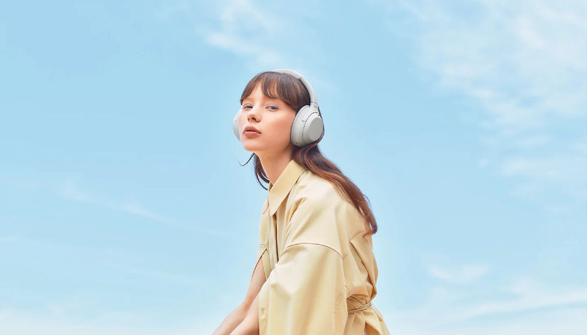 Sony WH-1000XM4C Чёткая передача голоса во время звонков