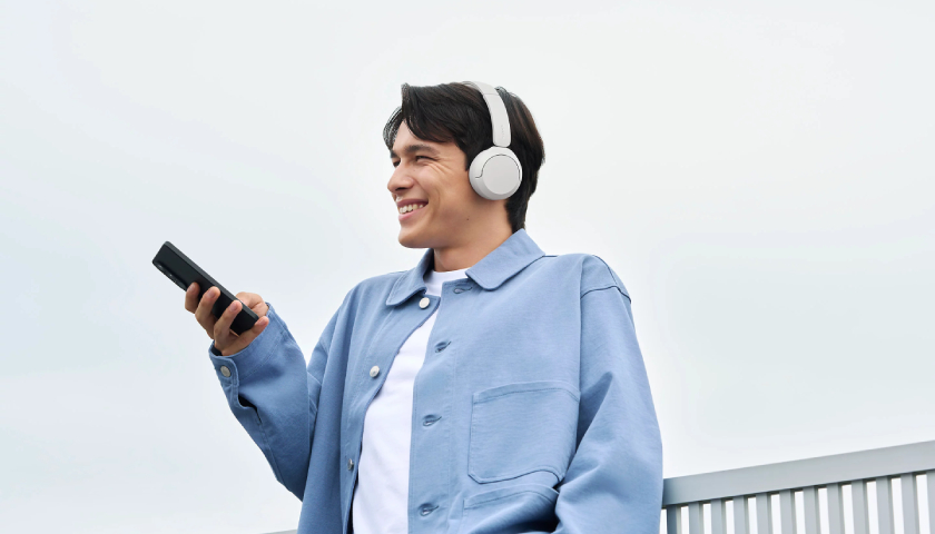 Sony WHCH530 Чёткая передача голоса во время звонков