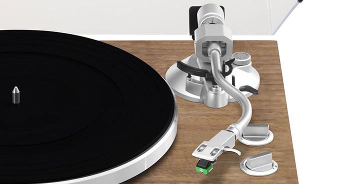 S-образный статически сбалансированный тонарм